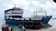 MV Spice Islander -laiva. Kuva otettu joulukuussa 2010.