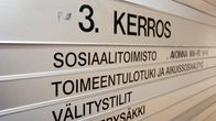 Joensuun kaupungin sosiaalitoimiston kyltti.
