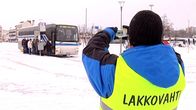 Lakkovahdit ottivat Turussa valokuvia kuljettajista.
