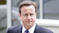 Britannian pääministeri David Cameron suu mutrussa