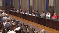 Ministerit tiedotustilaisuudessa Säätytalolla