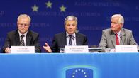 Olli Rehn, Didier Reynders ja  Michel Barnier