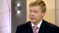 Keskustan varapuheenjohtaja Antti Rantakangas YLEn Aamu-Tv:n studiossa 3.11.2009.