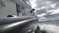Poliisivene liikkeellä Vaasan edustalla.