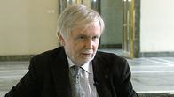 Ulkoministeri Erkki Tuomioja.