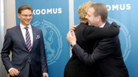 Jyrki Katainen, Henna Virkkunen ja Jan Vapaavuori kokoomuksen eduskuntaryhmän tiedotustilaisuudessa eduskunnassa.