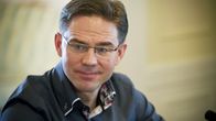 Pääministeri Jyrki Katainen YLE Radio Suomen pääministerin haastattelutunnilla Kesärannassa Helsingissä 17. helmikuuta.
