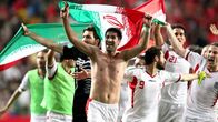 Iranin pelaajat juhlivat MM-paikan varmistuttua.