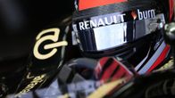 Lotuksen Kimi Räikkönen autossaan.