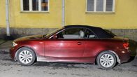 Kuntien ja valtion eläkevakuutuksia hoitavan Kevan toimitusjohtaja Merja Ailuksen työsuhdeauto Helsingissä.