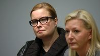 Kevan hallituksen puheenjohtaja Laura Räty ja toimitusjohtaja Merja Ailus (oik.) tiedotustilaisuudessa liittyen Kevan työsuhdeauto- ja työsuhdeasuntoasioihin Helsingissä.