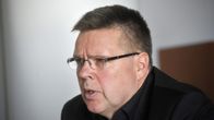 Rikosylikomisario Jari Aarnio kertoi Helsingin poliisilaitoksen resursseista tiedotustilaisuudessa Helsingissä maanantaina 30. toukokuuta 2011. 