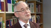 Helsingin yliopiston siviilioikeuden professori Urpo Kangas.
