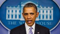 Obama puhuu.