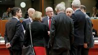 Englannin ulkoministeri William Hague, Hollannin ulkoministeri Frans Timmermans ja Ranskan ulkoministeri Laurent Fabius keskustelevat muiden EU:n ulkoministereiden kanssa pakotteista Venäjää vastaan.