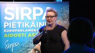 Sirpa Pietikäinen vaalivalvojaisissa