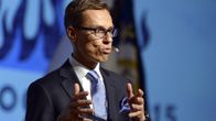 Alexander Stubb pitää linjapuhetta.