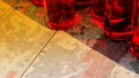 Alkoholismi vaikuttaa myös lähipiirin hyvinvointiin.