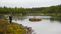 Kalastaja Näätämöjoella
