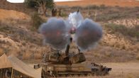 Israelin tankit päivystivät Gazan kaistan rajalla 13. heinäkuuta.