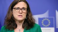 Cecilia Malmström lehdistötilaisuudessa.