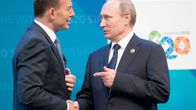 Abbott ja  Putin kättelevät