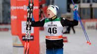 Iivo Niskanen tuulettaa voittoaan Rukan maailmancupissa.