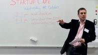 Haaga-Helian StartUp Schoolin ohjelmajohtaja Tommo Koivusalo.