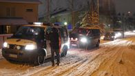 Poliisit tekevät dna-testejä Tesomalla