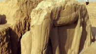 Irakilaisia työmiehiä Nimrudin arkeologisilla kaivauksilla. Kuva on otettu 17. heinäkuuta 2001. 