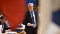 Antti Rinne puoluevaltuuston kokouksessa.