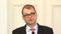 Hallitustunnustelija Juha Sipilä (kesk.) tiedotustilaisuudessa Smolnassa torstai-iltapäivällä.