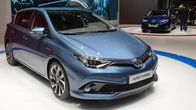 Toyota Auris hybrid.