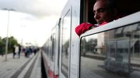 Syyrialainen turvapaikanhakija saapuu Saksaan