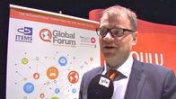 Pääministeri Juha Sipilä (kesk.) pohti ICT-alan kehitysnäkymiä Oulussa maanantaina.
