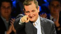 Ted Cruz osoittaa sormella kameraa. 