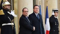David Cameron ja François Hollande tapaavat Pariisissa.