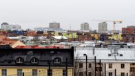 Eri ikäisiä kerrostaloja Helsingin Alppilassa ja Itä-Pasilassa.