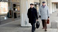 SAK:n puheenjohtaja Lauri Lyly (vas.) ja STTK:n puheenjohtaja Antti Palola saapuvat Etelärantaan Elinkeinoelämän keskusliiton EK:n tiloihin Helsingissä 28. helmikuuta 2016, jossa jatkettiin neuvotteluja yhteiskuntasopimuksesta.
