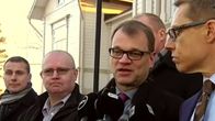 Pääministeri Juha Sipilä (kesk.), valtiovarainministeri Alexander Stubb (kok.) sekä oikeus- ja työministeri Jari Lindström (ps.) kommentoivat työmarkkinajärjestöjen saavuttamaa neuvottelutulosta 29. helmikuuta Kesärannassa.