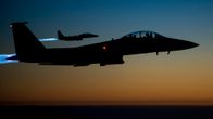 Kaksi Yhdysvaltain ilmavoimien F-15-hävittäjää yölennolla Pohjois-Irakissa