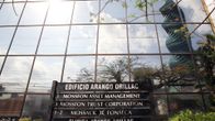 Lakiasiaintoimisto Mossack Fonsecan rakennus Panama Cityssä.