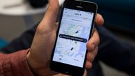 Uber-sovellus kännykän näytöllä.