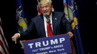 Trump puhuu