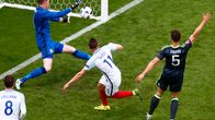 Jamie Vardy tasoitti Walesia vastaan