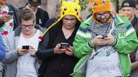 Pokemon go -pelin pelaajia Alankomaissa.