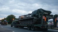 Ukrainan armeijan kalustoa Kiovassa 10. heinäkuuta 2016. 