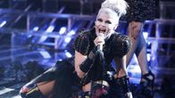 Saara Aalto esitti Lady Gagan kappaleen Bad Romance Ison-Britannian X-Factorissa 29. lokakuuta.
