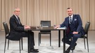 Vihreiden entisen puheenjohtaja Alexander Van der Bellen ja Vapauspuolue FPÖ:n Norbert Hofer.
