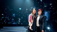 Saara Aalto ja Sharon Osbourne yhteiskuvassa X Factor -ohjelman harjoitustauolla 2. joulukuuta 2016.